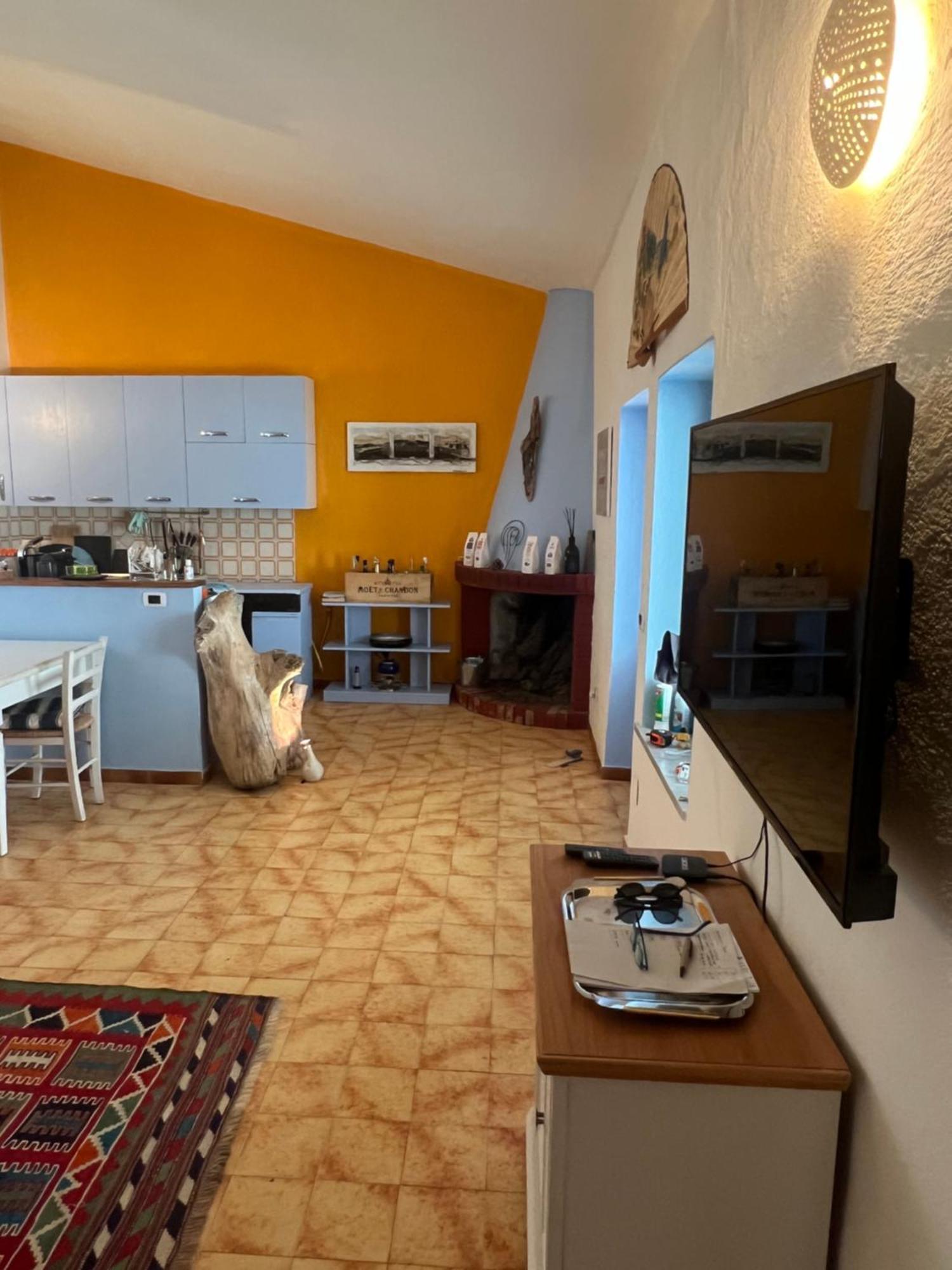Penzion Lo Stazzo Di Wally Porto Pollo Exteriér fotografie